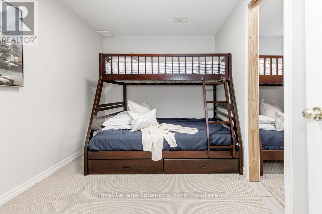 #27 162 SETTLERS WAY - 24