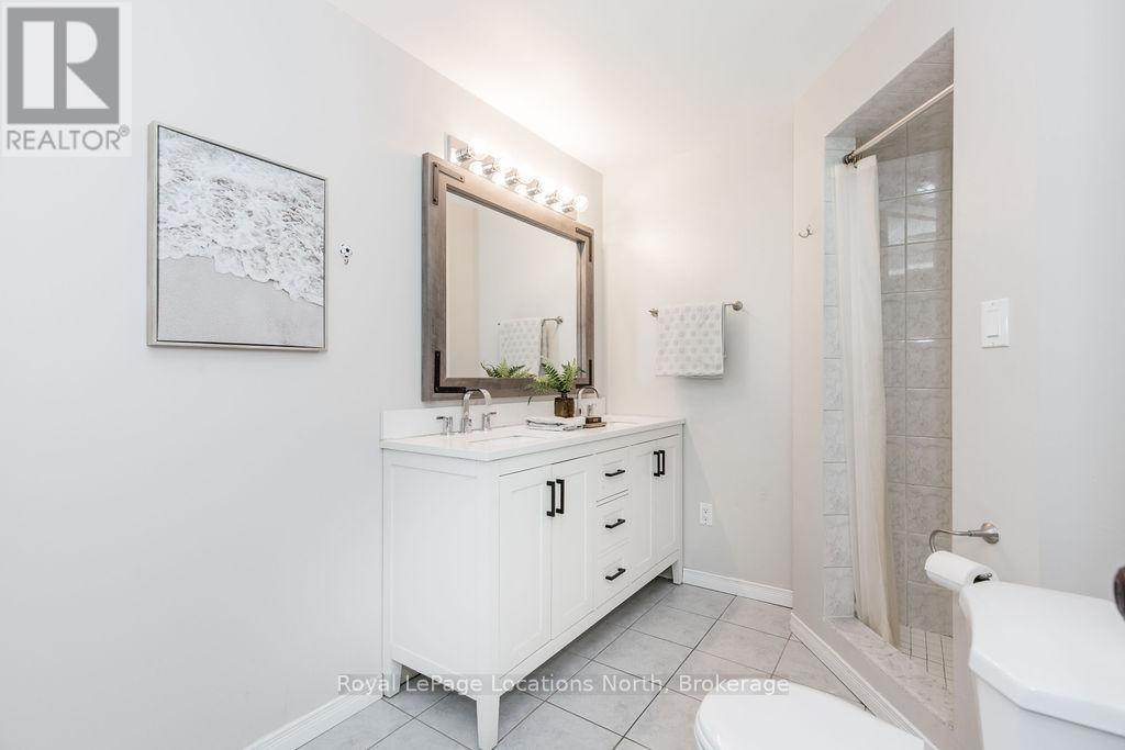 #27 162 SETTLERS WAY - 27