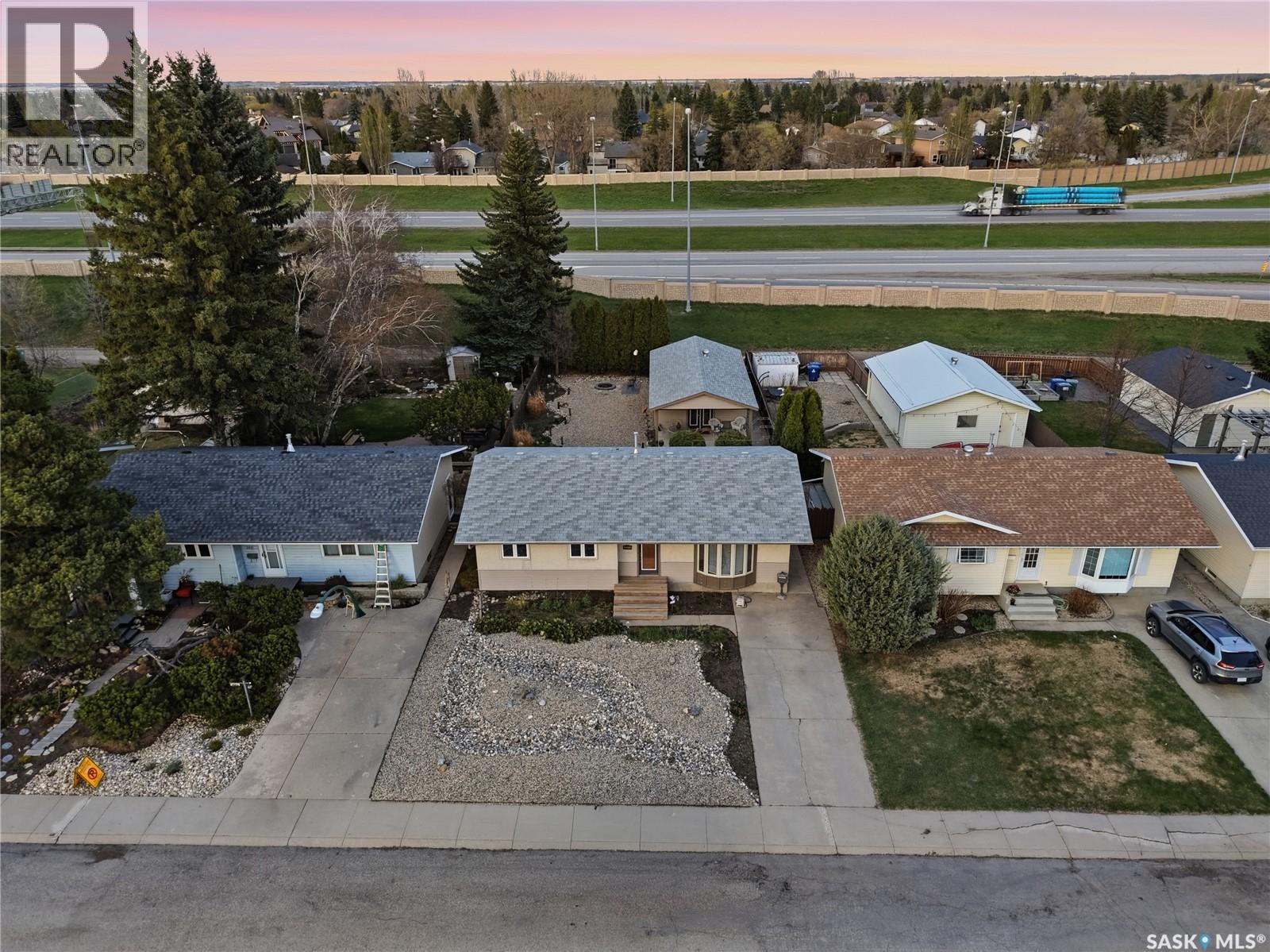 2225 Easthill - 46