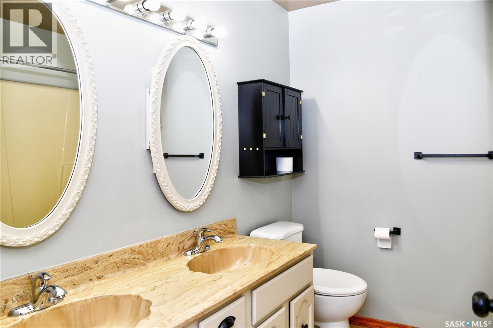 134 Cooper CRESCENT - 9