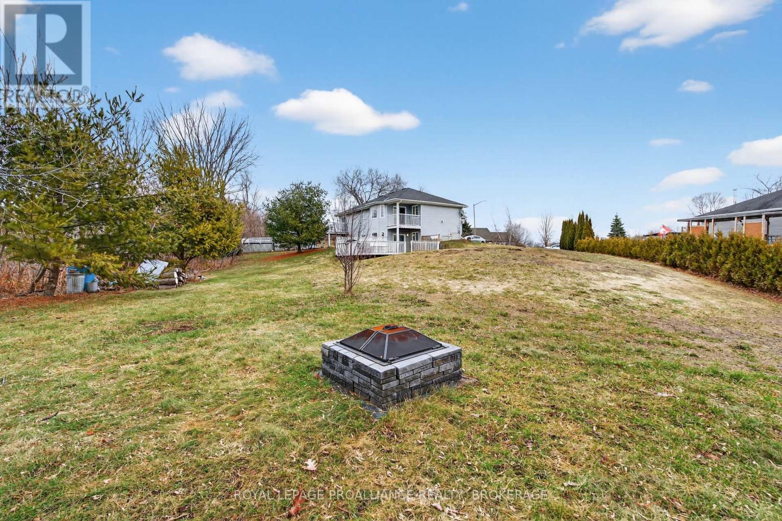 3081 BARNABY COURT - 32