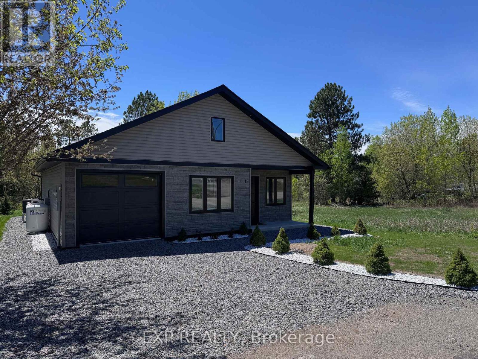 15 ZILNEY STREET - 25