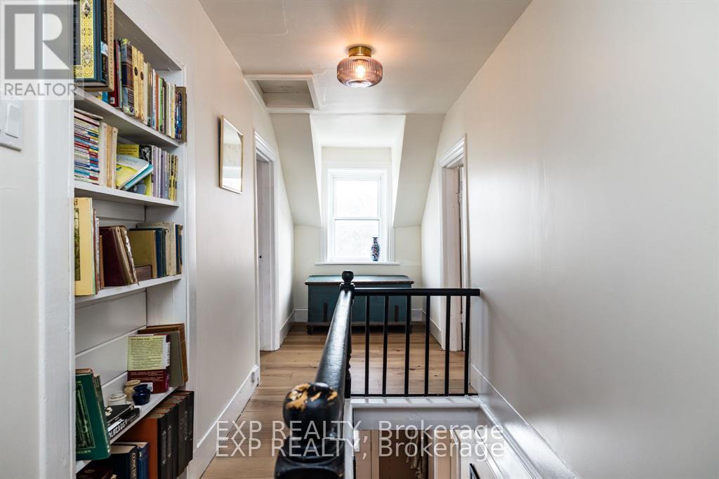 23 NORMA STREET S - 32