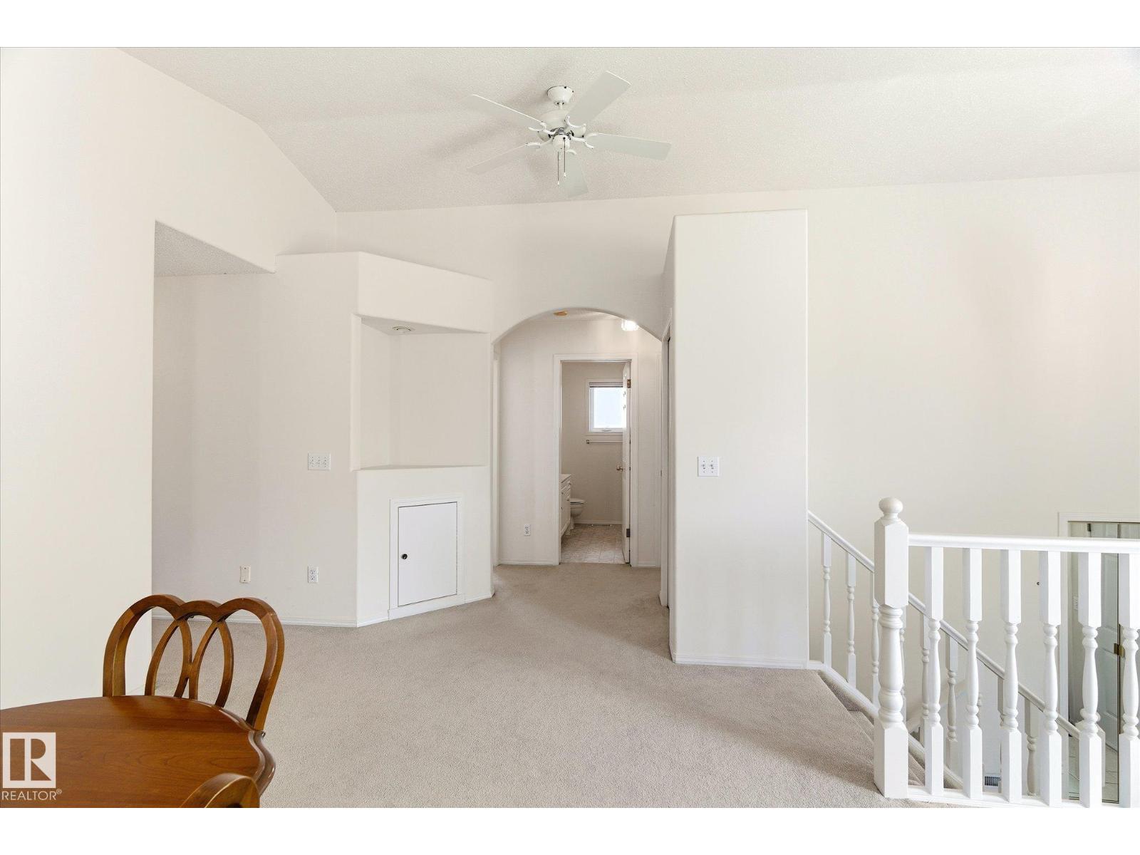 8604 157 AV NW - 22