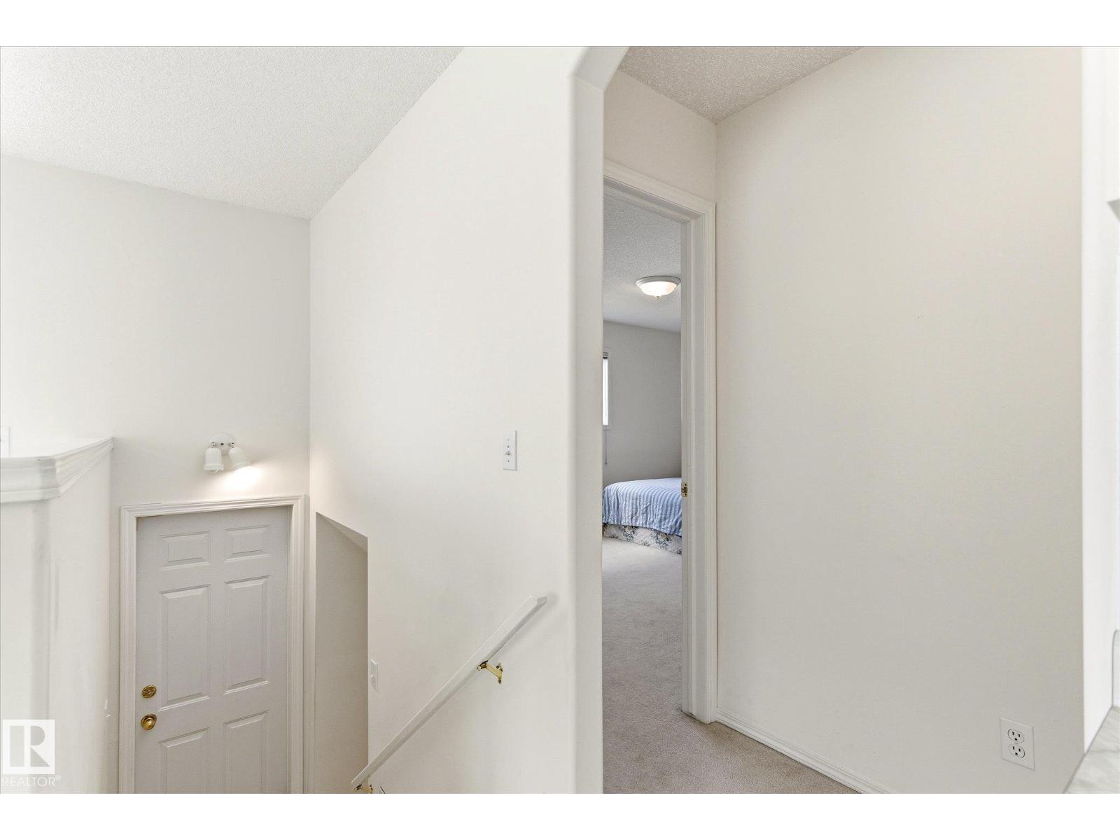 8604 157 AV NW - 16