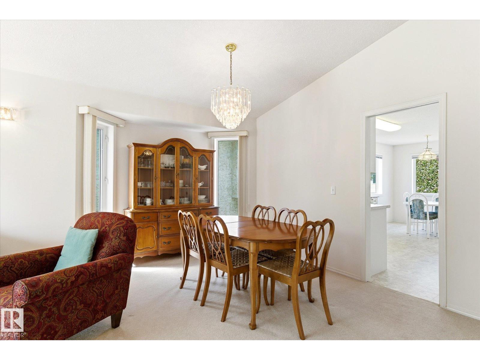 8604 157 AV NW - 10