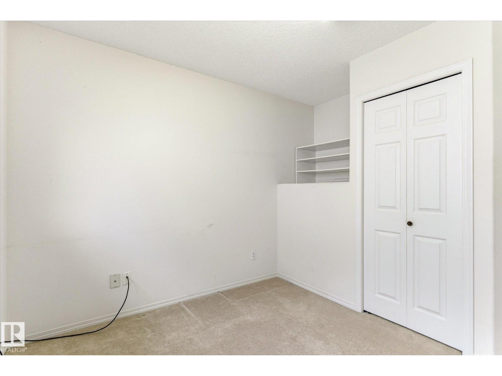 8604 157 AV NW - 26