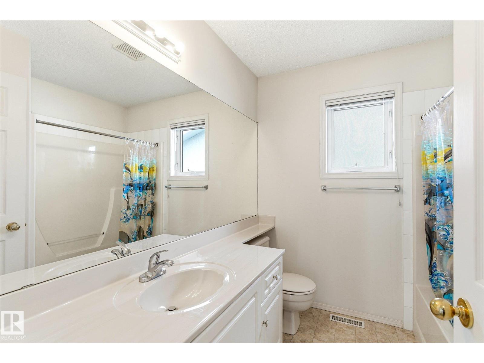 8604 157 AV NW - 27