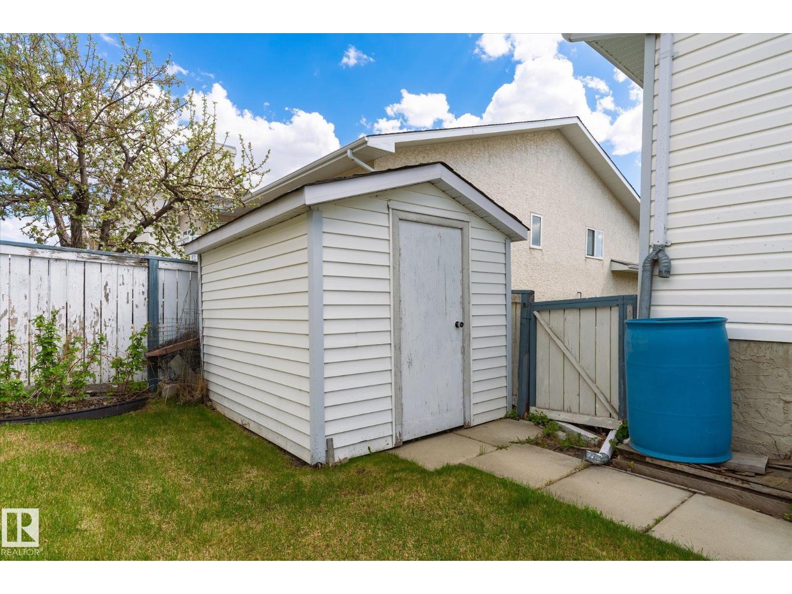 8604 157 AV NW - 46