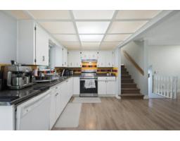 18298 63a Avenue, Surrey, BC V3S8A8 Photo 13
