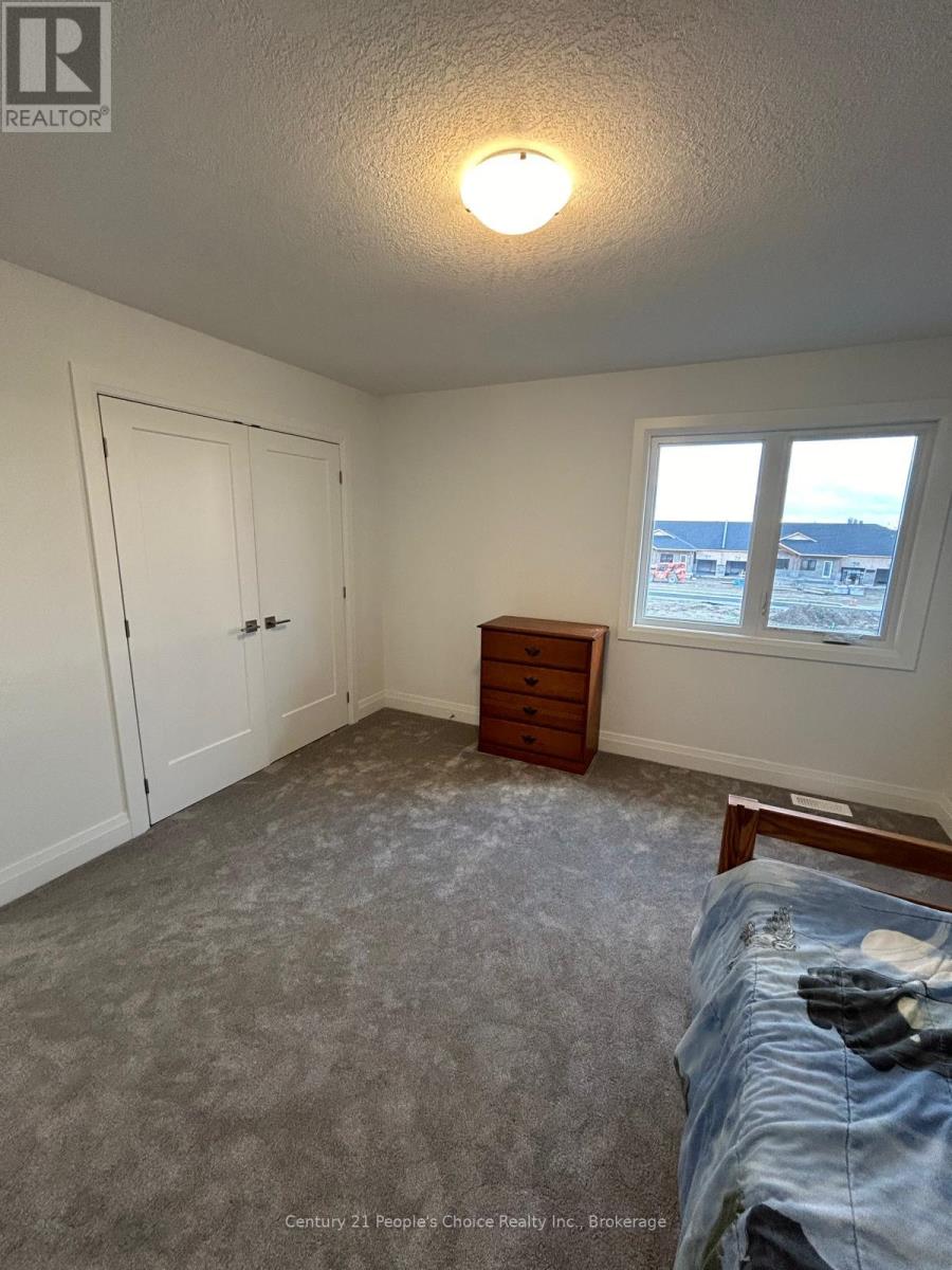 43 WEYMOUTH STREET - 23