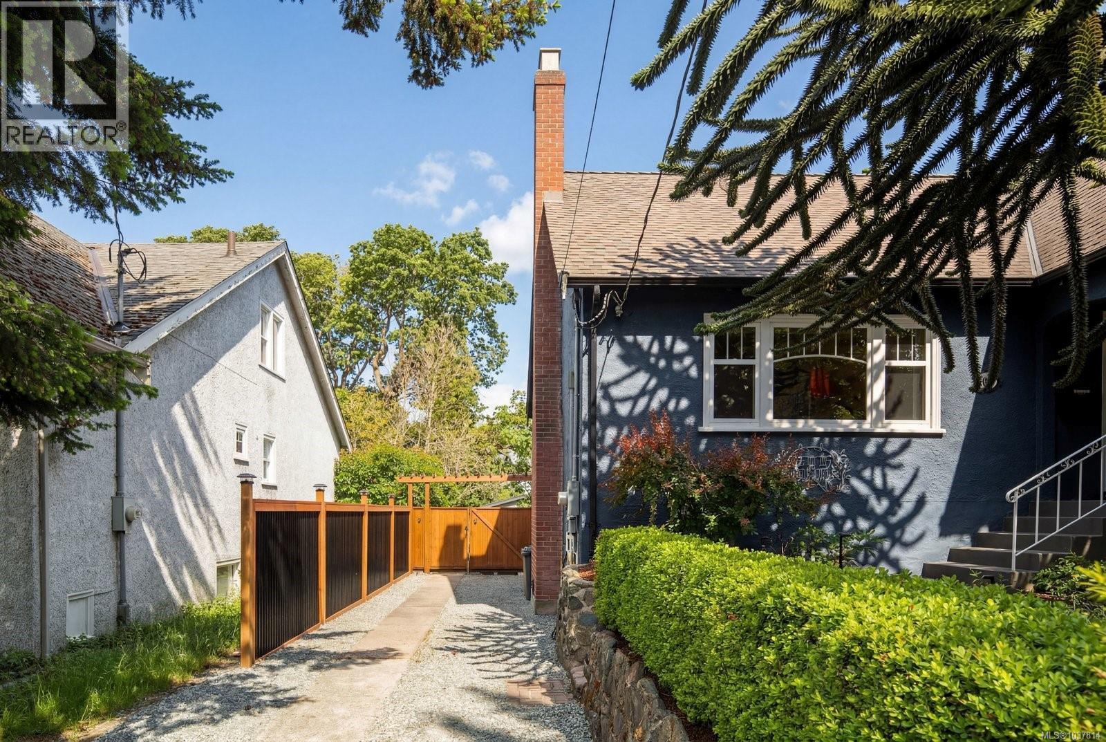  1066 Finlayson Street, Victoria