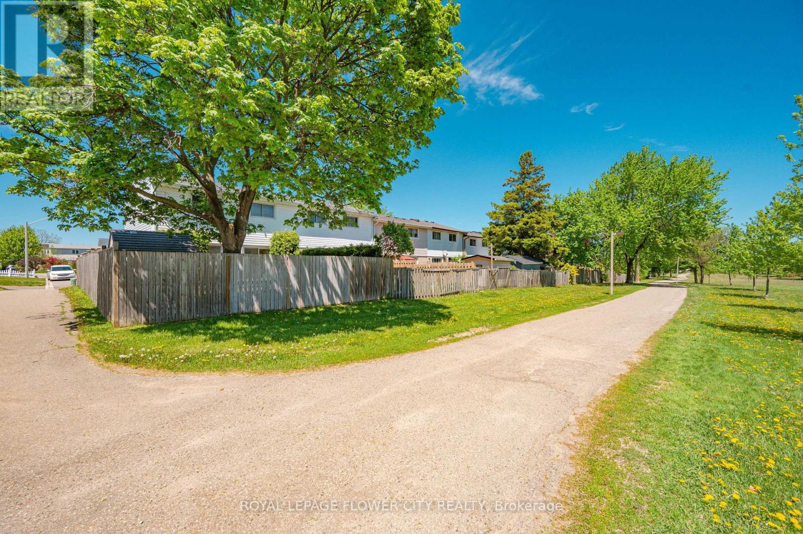 16 GLENEADEN COURT - 47