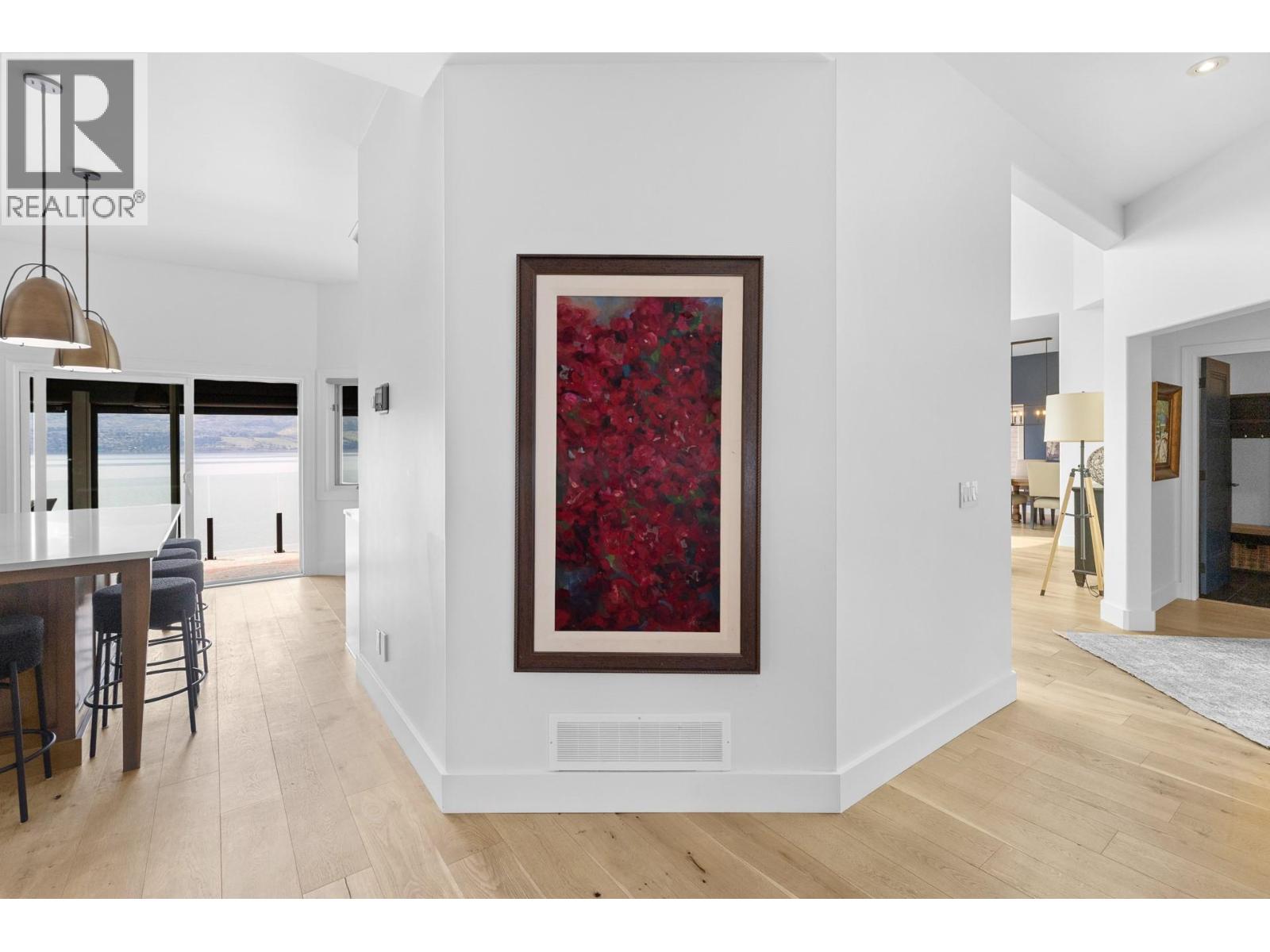  1069 Sunnyside Road, West Kelowna