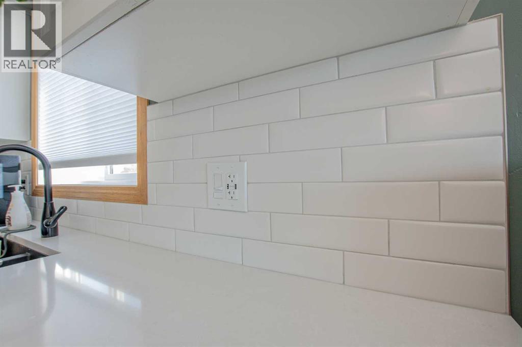 7733 Abbey Lane - 11