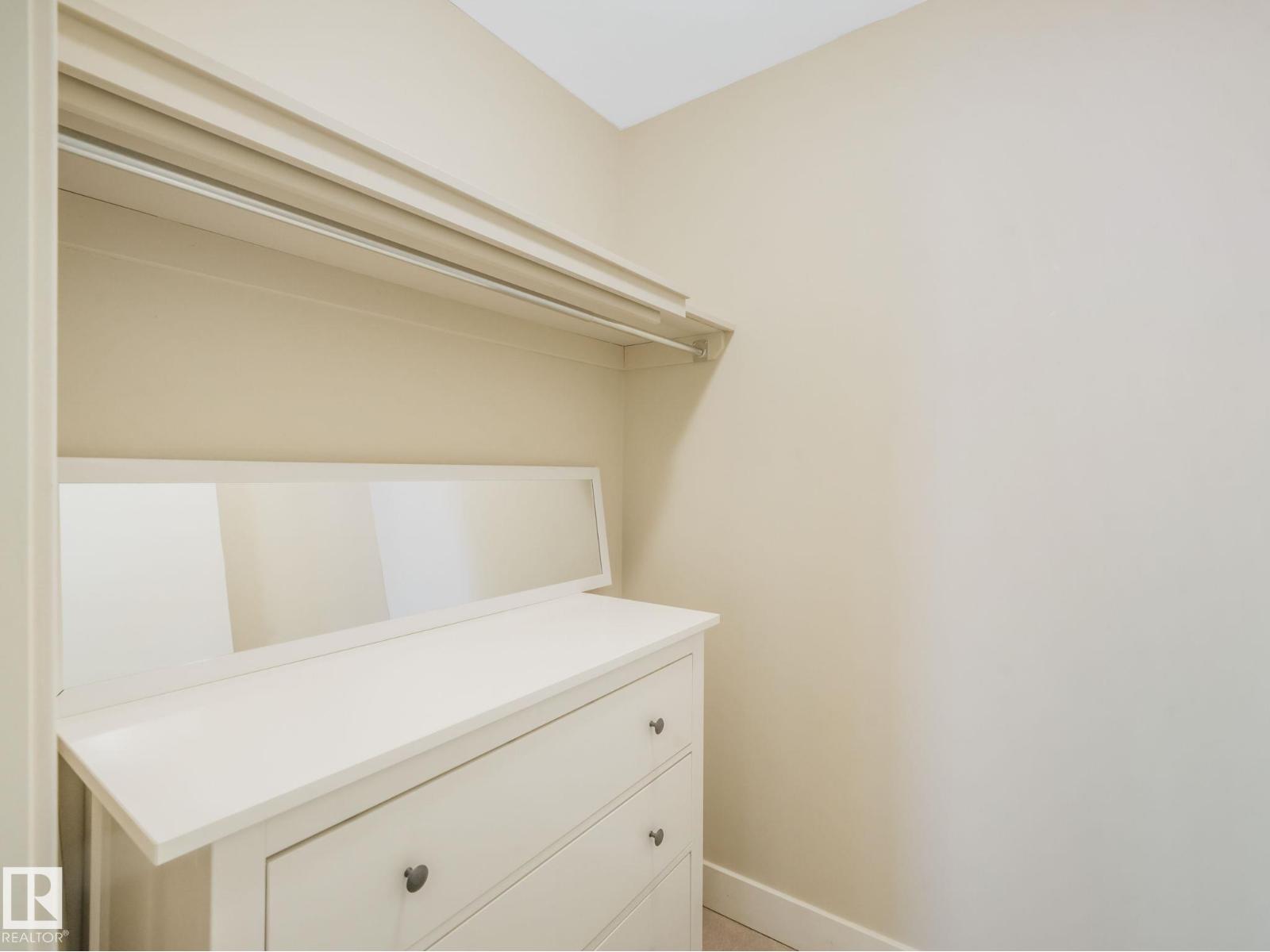 #102 9715 110 ST NW - 21