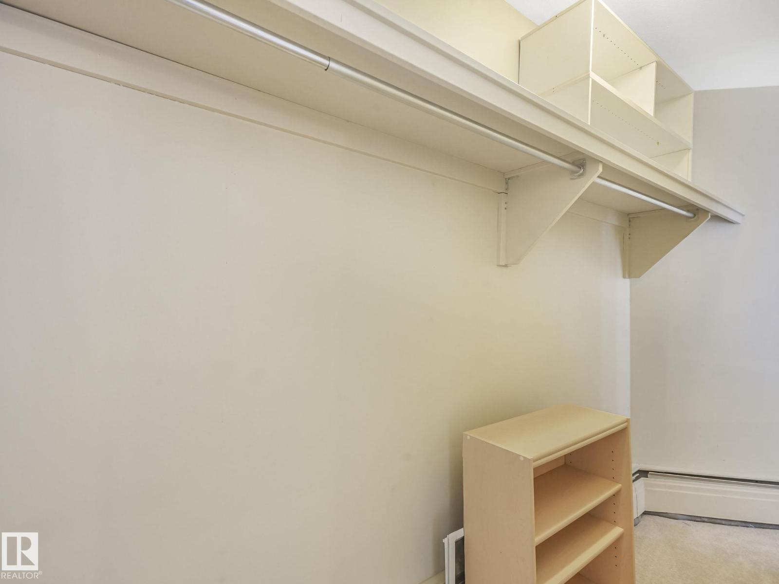 #102 9715 110 ST NW - 15