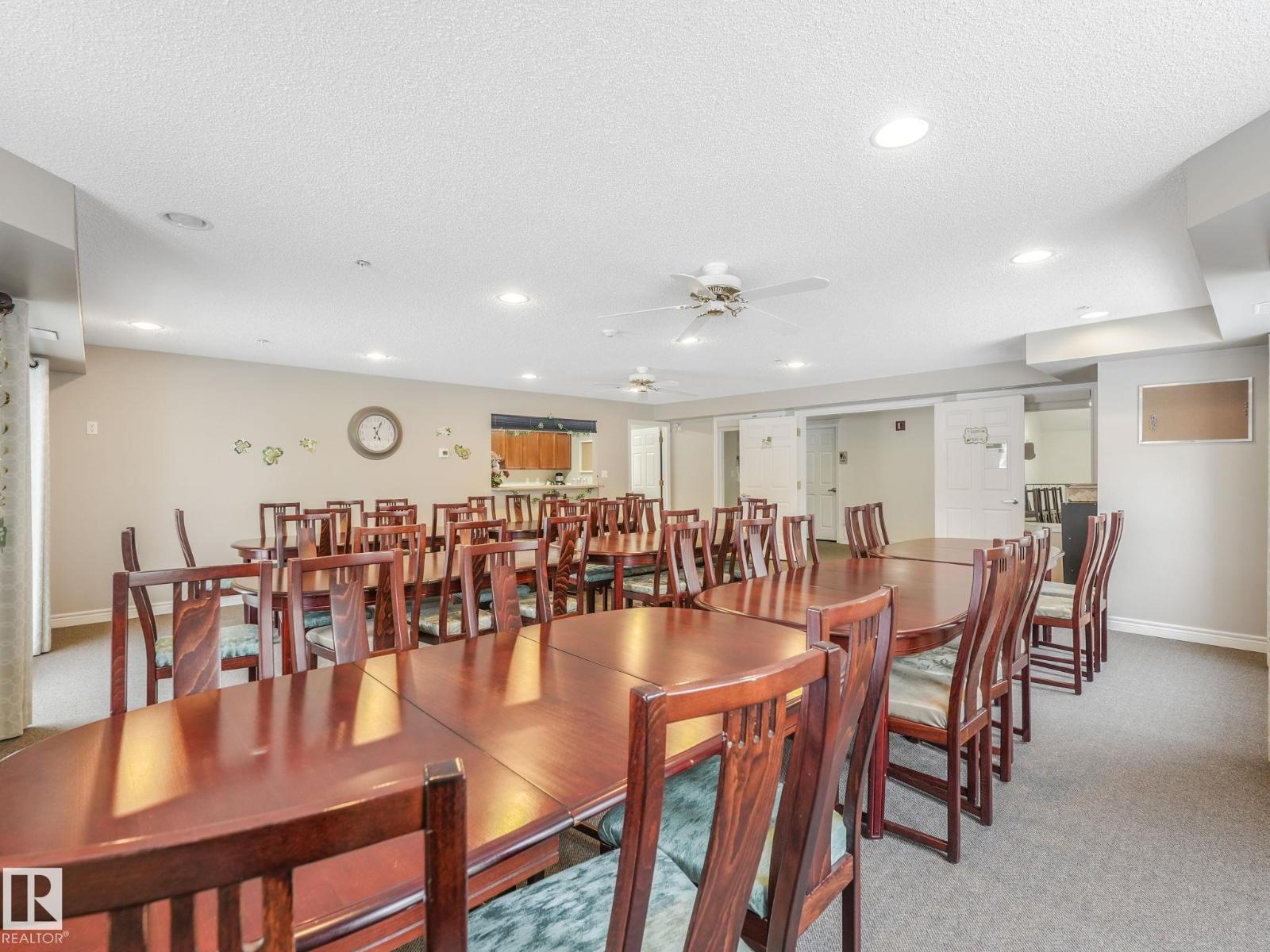 #111 9535 176 ST NW - 34