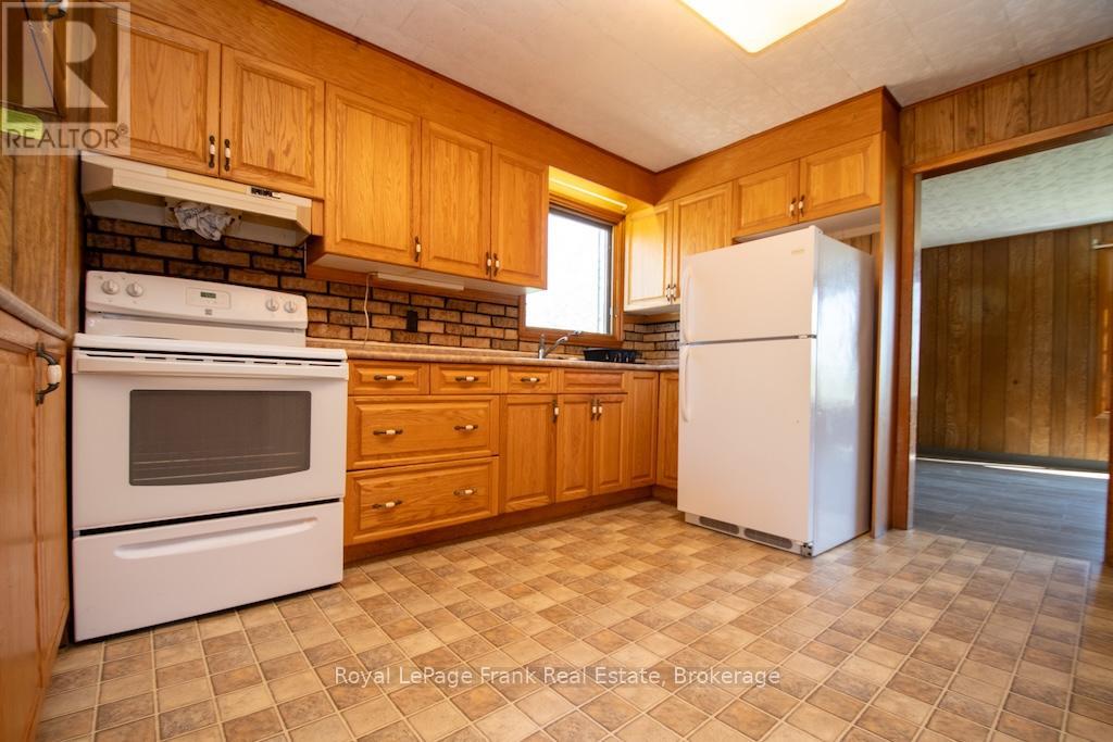 3320 BUCKHORN ROAD - 12