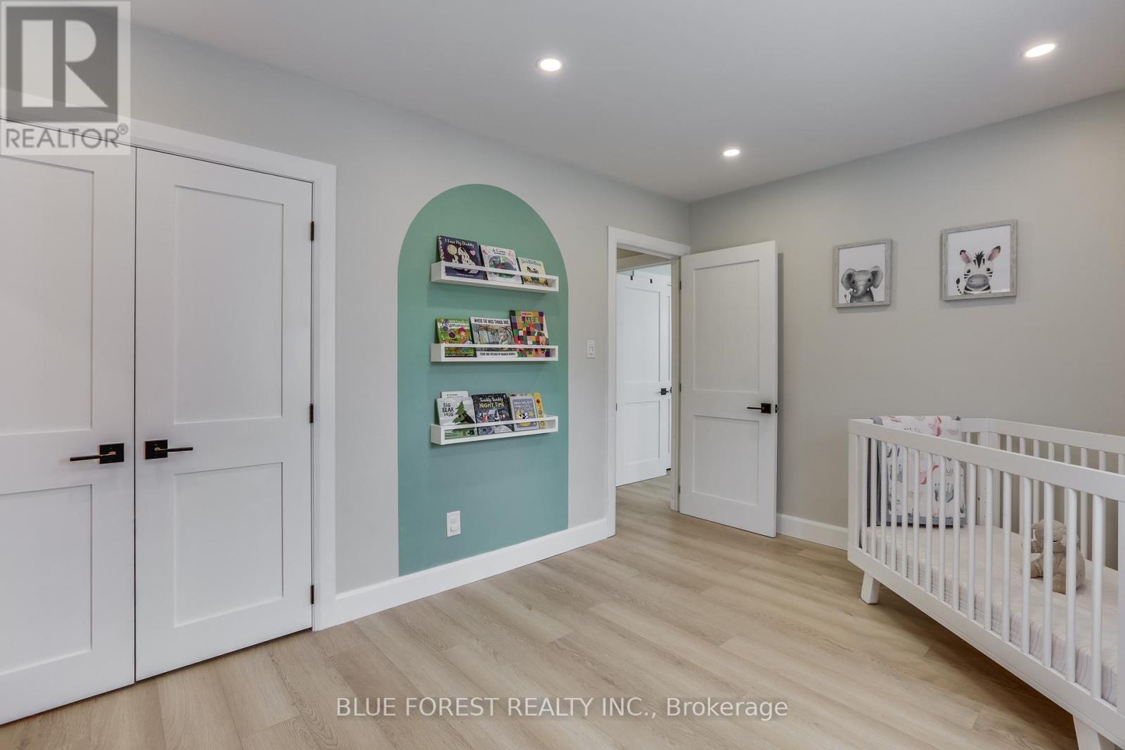 42 REGENCY ROAD - 16