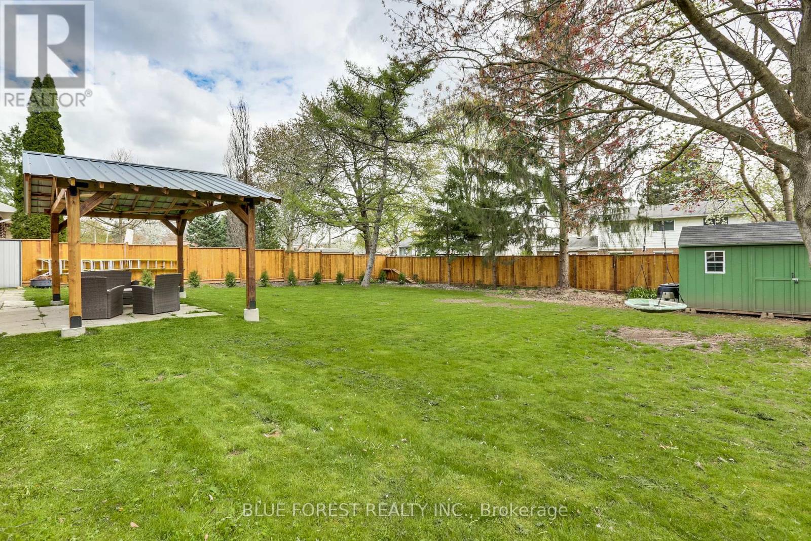 42 REGENCY ROAD - 26