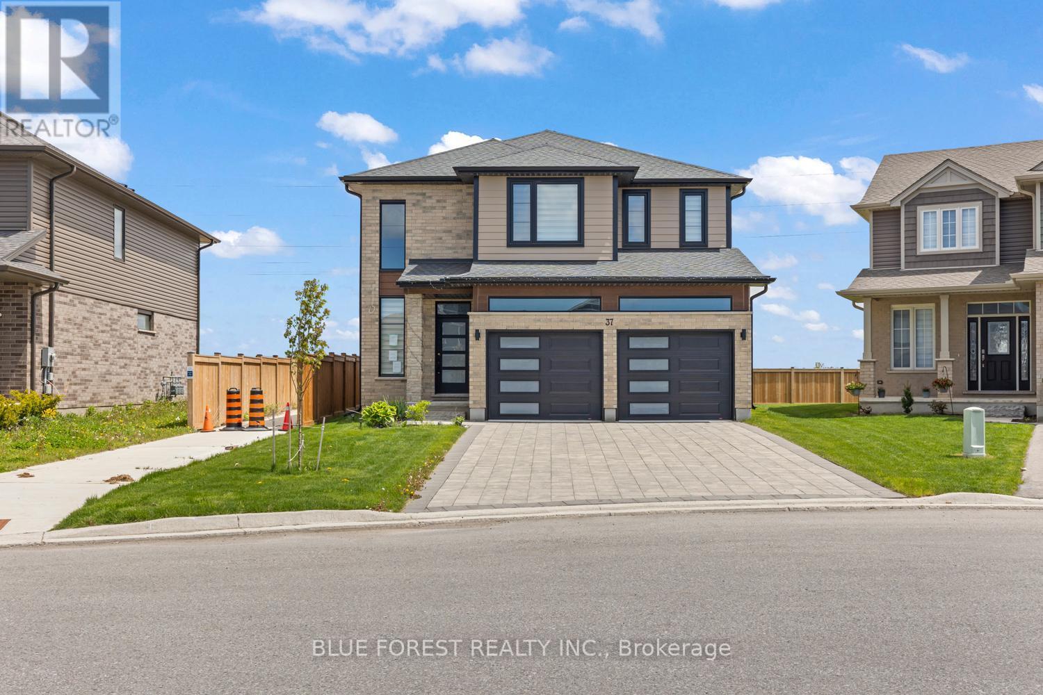37 EVYLEAN COURT - 1