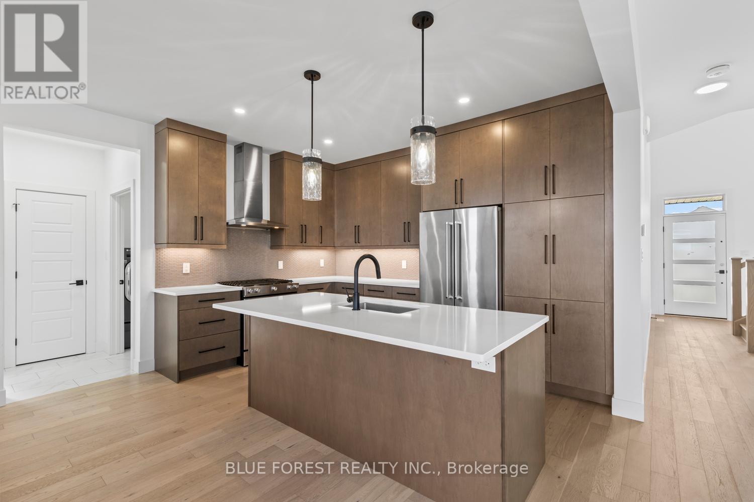 37 EVYLEAN COURT - 10