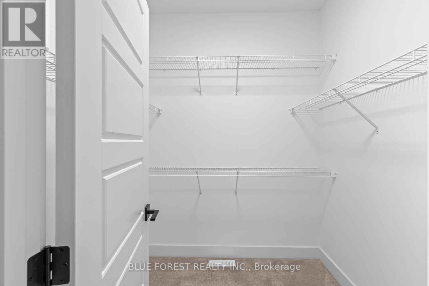 37 EVYLEAN COURT - 24