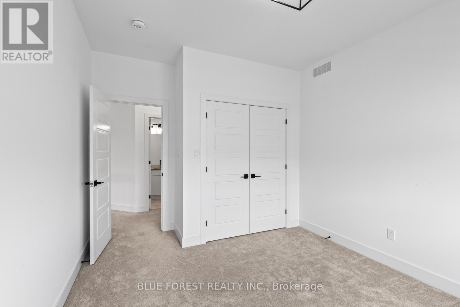 37 EVYLEAN COURT - 29