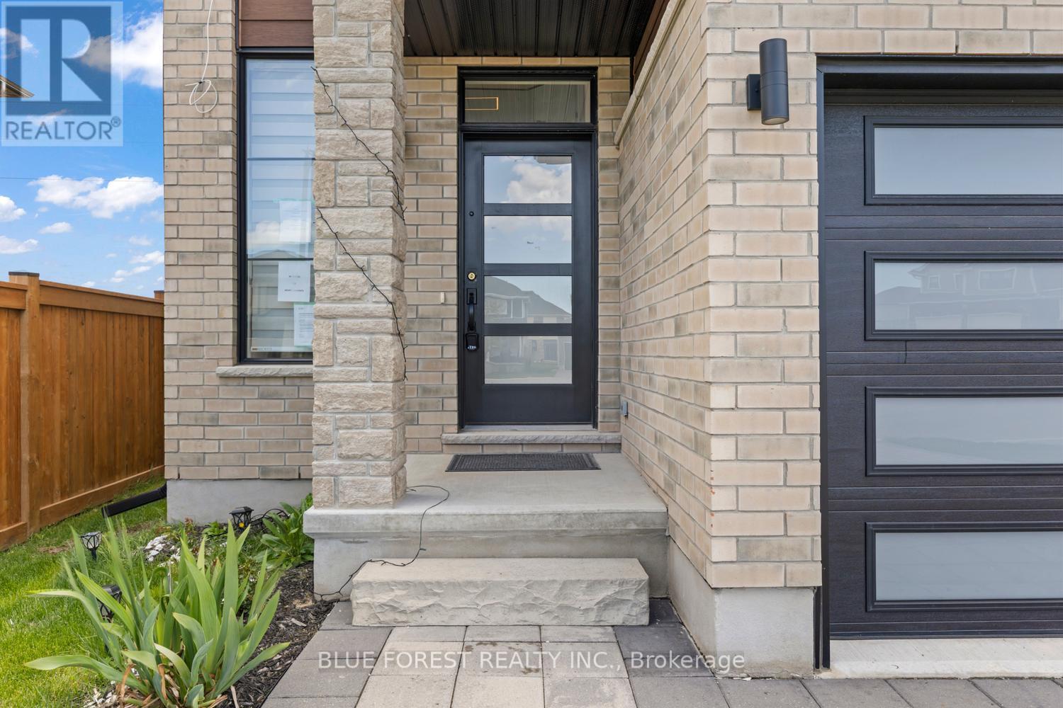 37 EVYLEAN COURT - 4