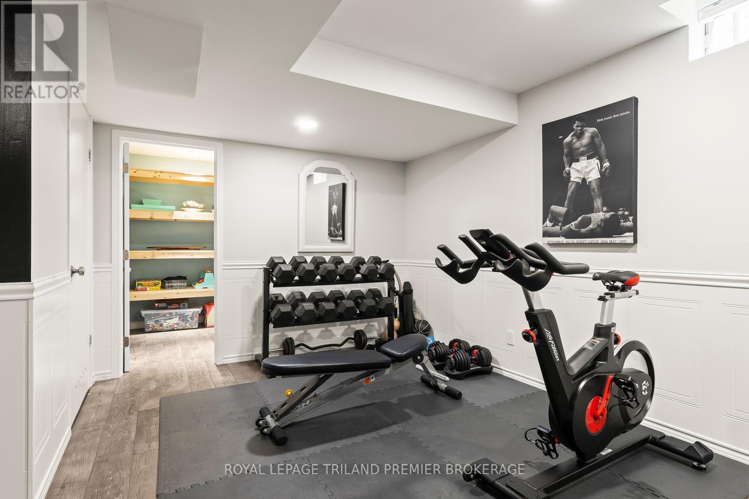 872 MARIGOLD STREET - 28