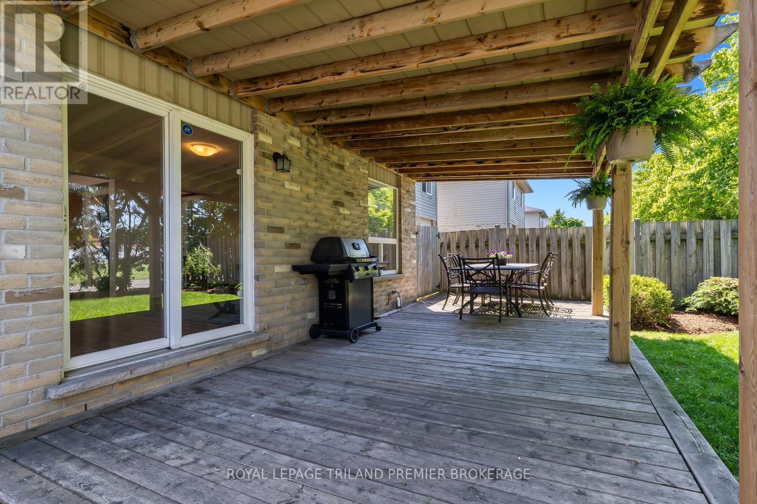 872 MARIGOLD STREET - 32