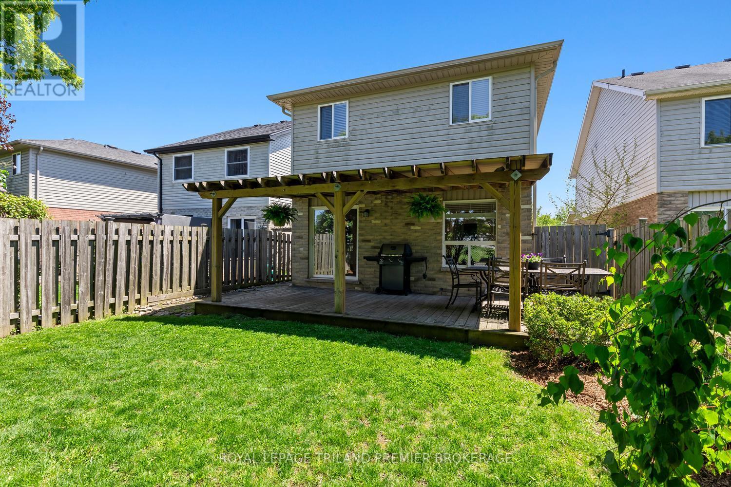 872 MARIGOLD STREET - 36