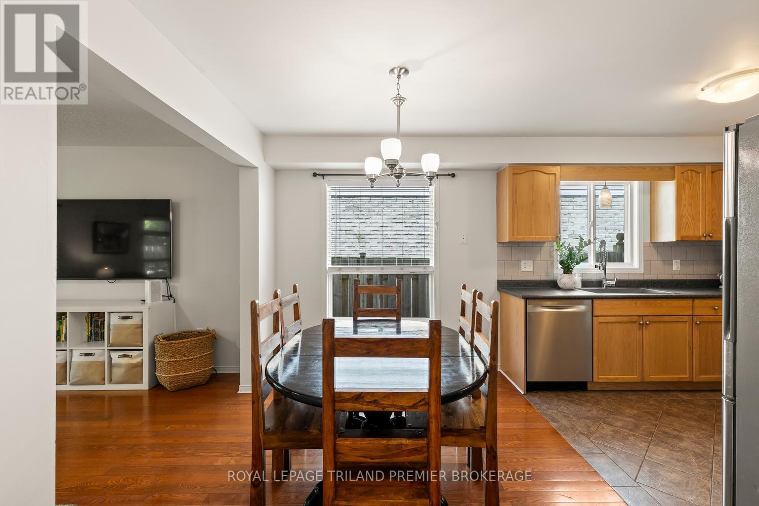 872 MARIGOLD STREET - 6