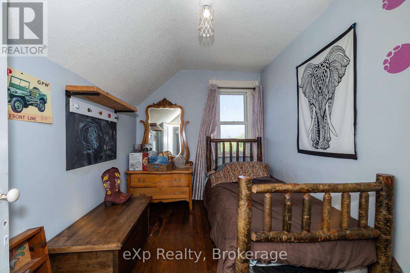 1097 6 HIGHWAY - 17