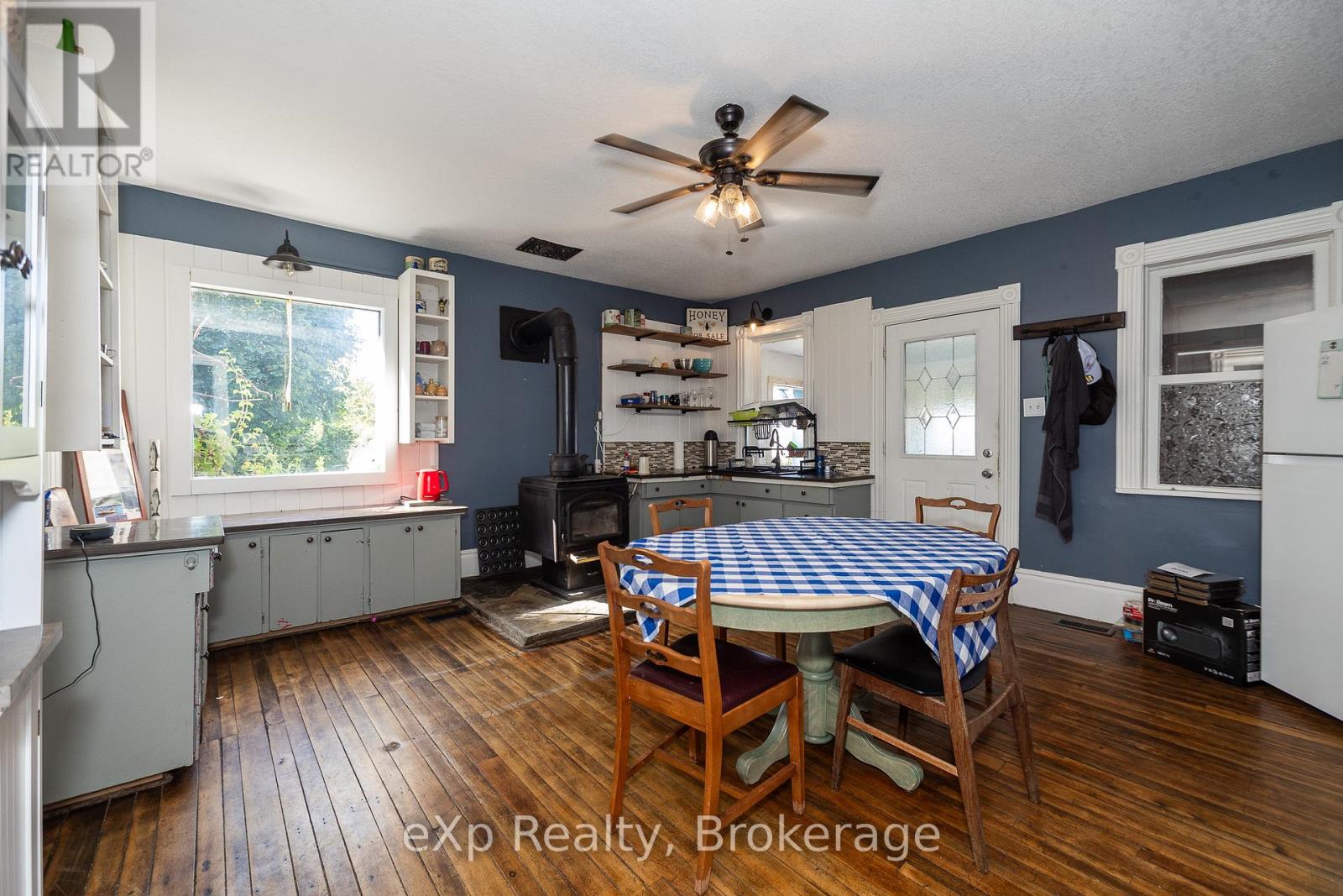 1097 6 HIGHWAY - 9
