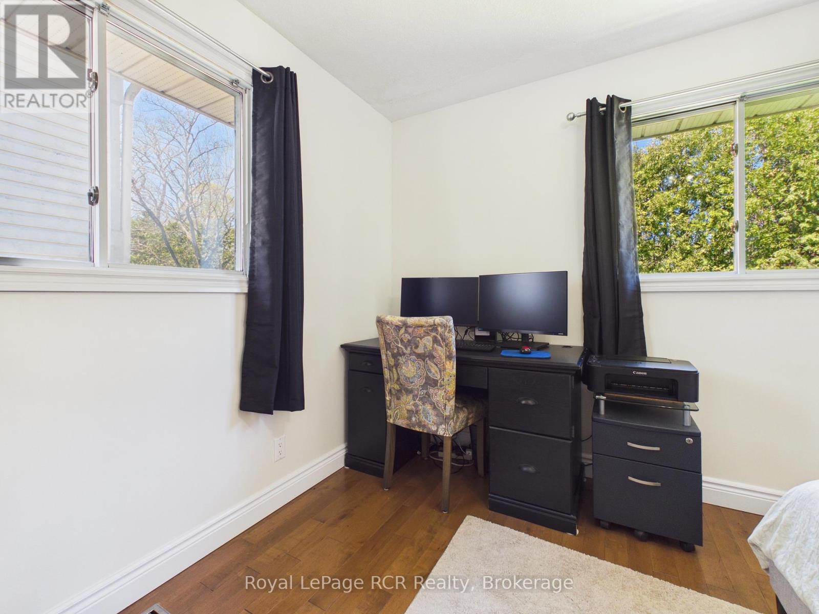 74 GRENVILLE STREET N - 15