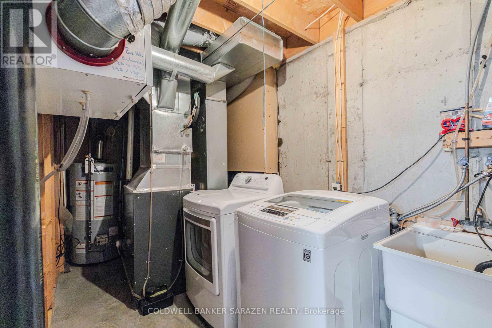 94 MARKLAND CRESCENT - 44