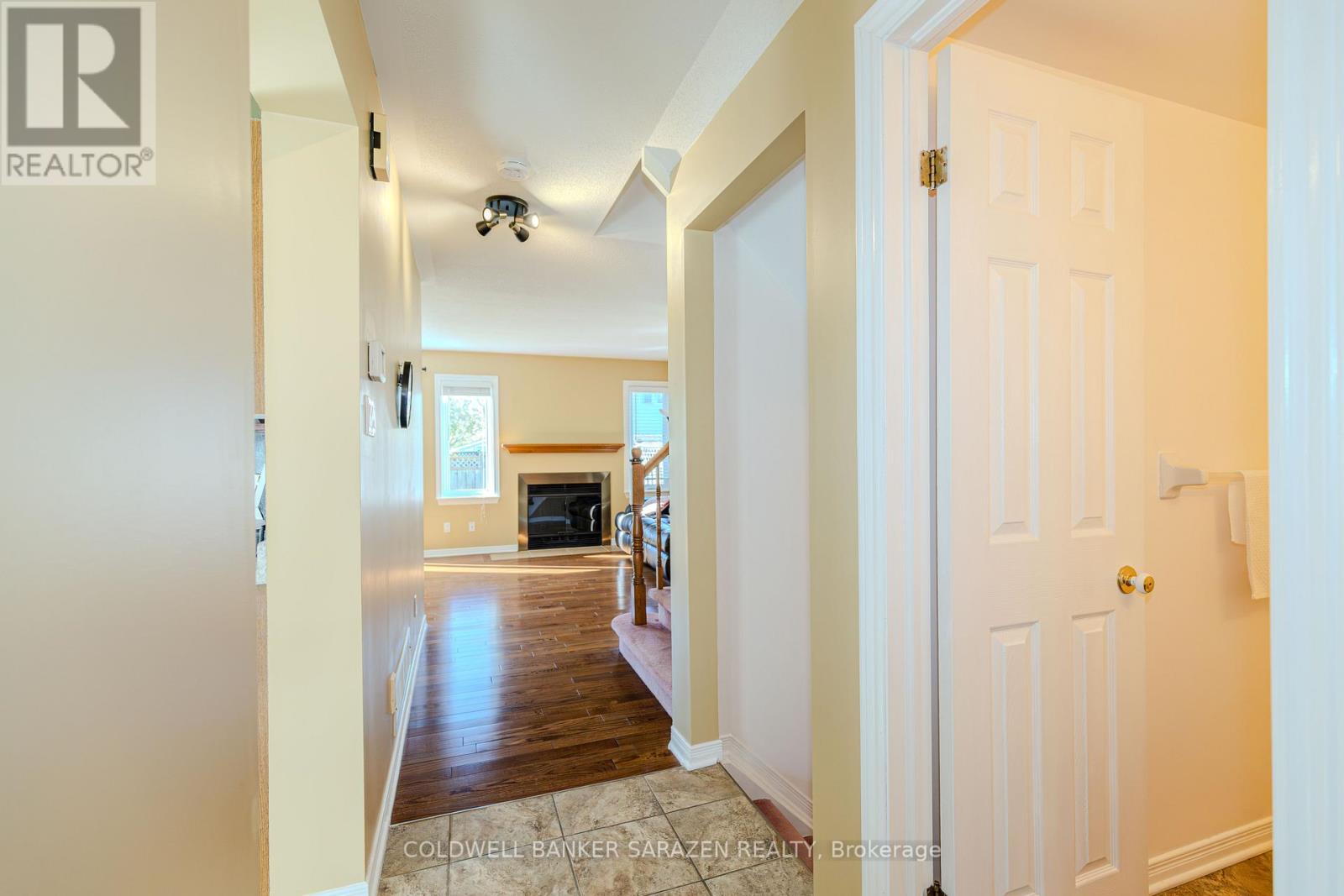 94 MARKLAND CRESCENT - 7