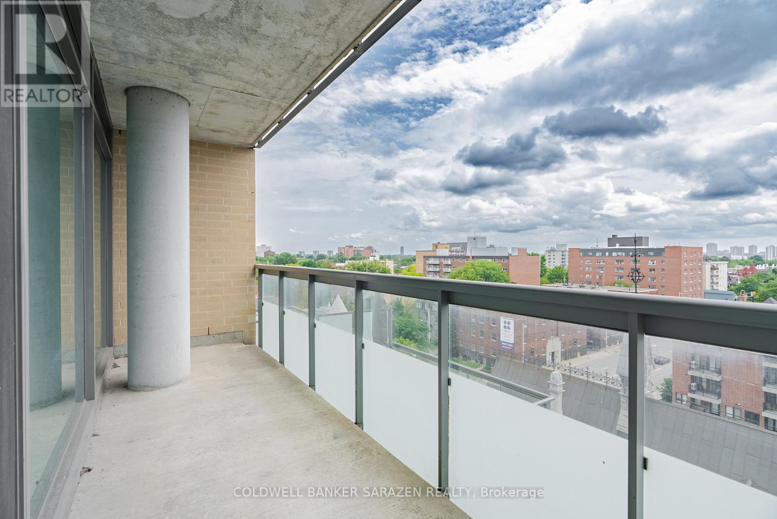 #1001 238 BESSERER STREET - 37
