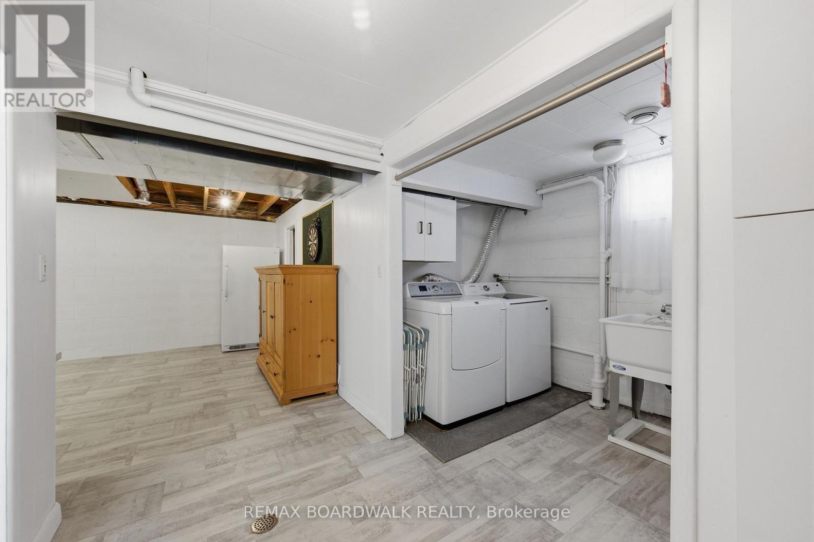 89 STEWART BOULEVARD - 45