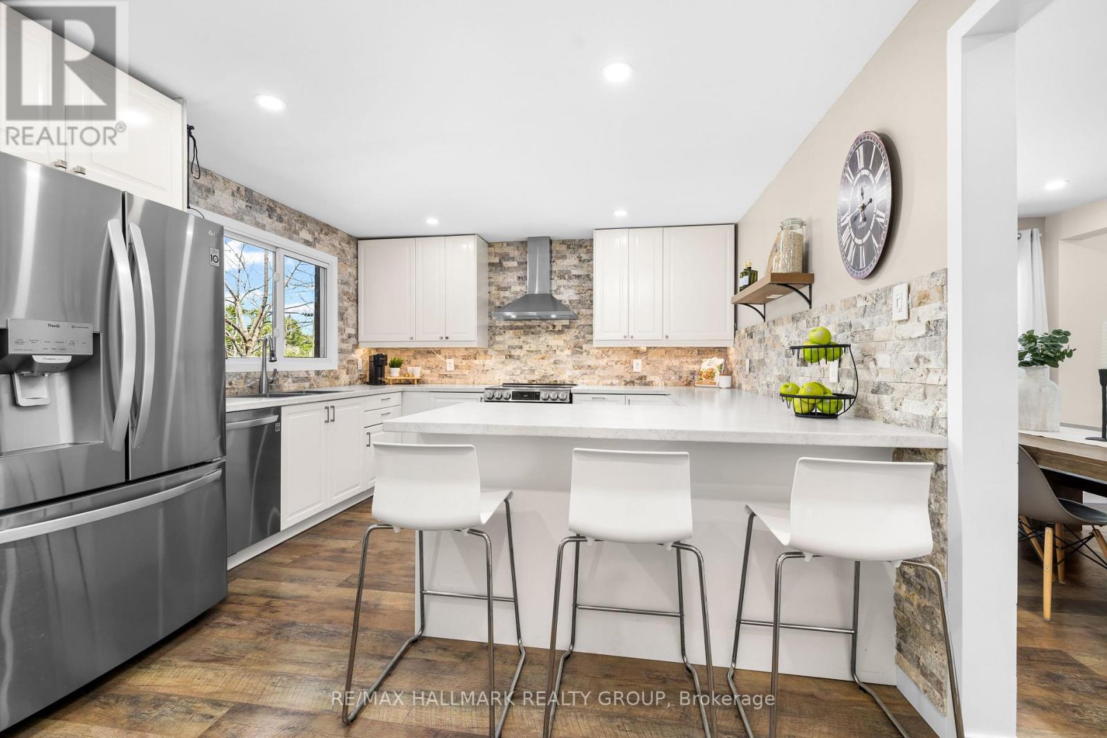2041 KINGSLEY ROAD - 14