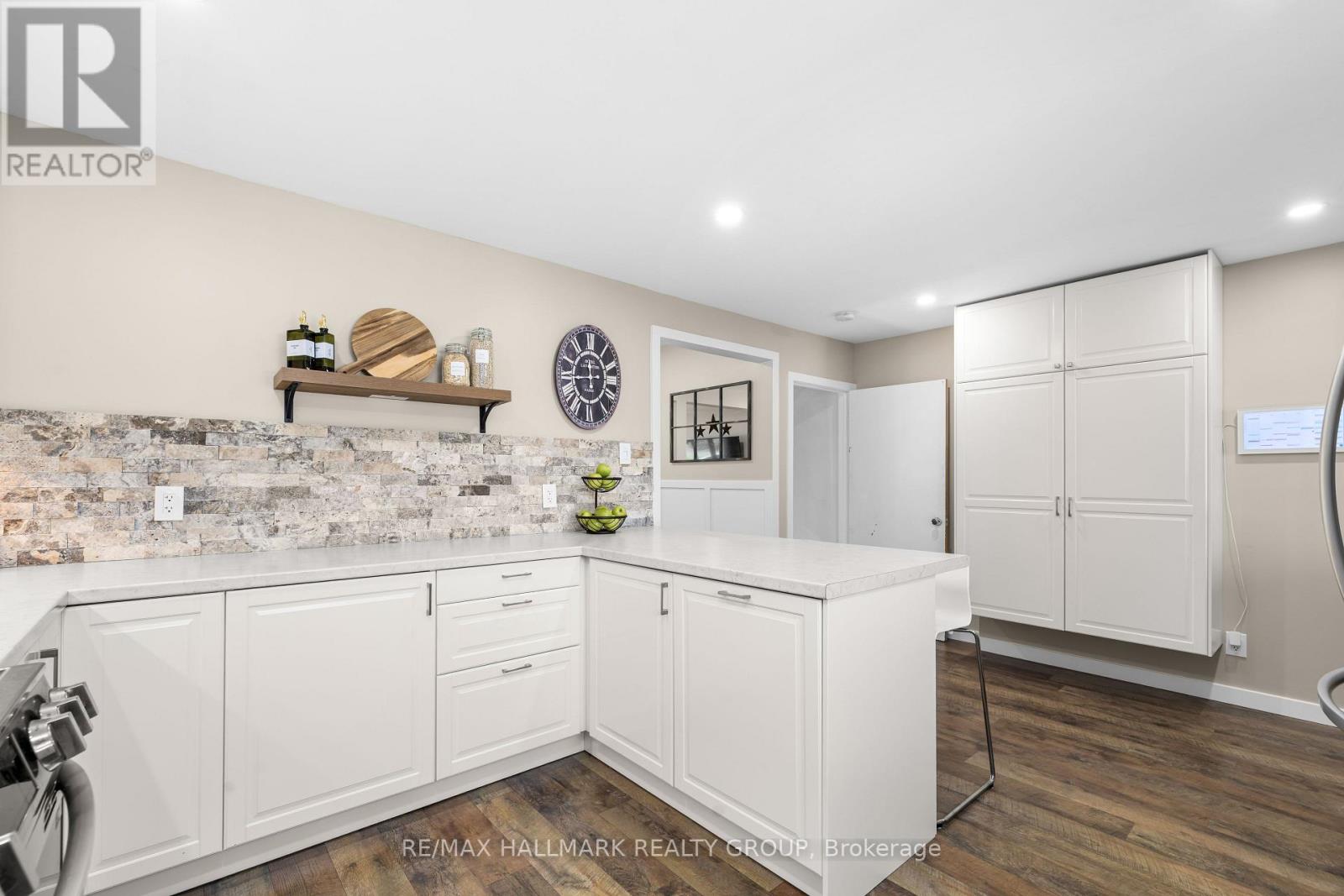 2041 KINGSLEY ROAD - 17