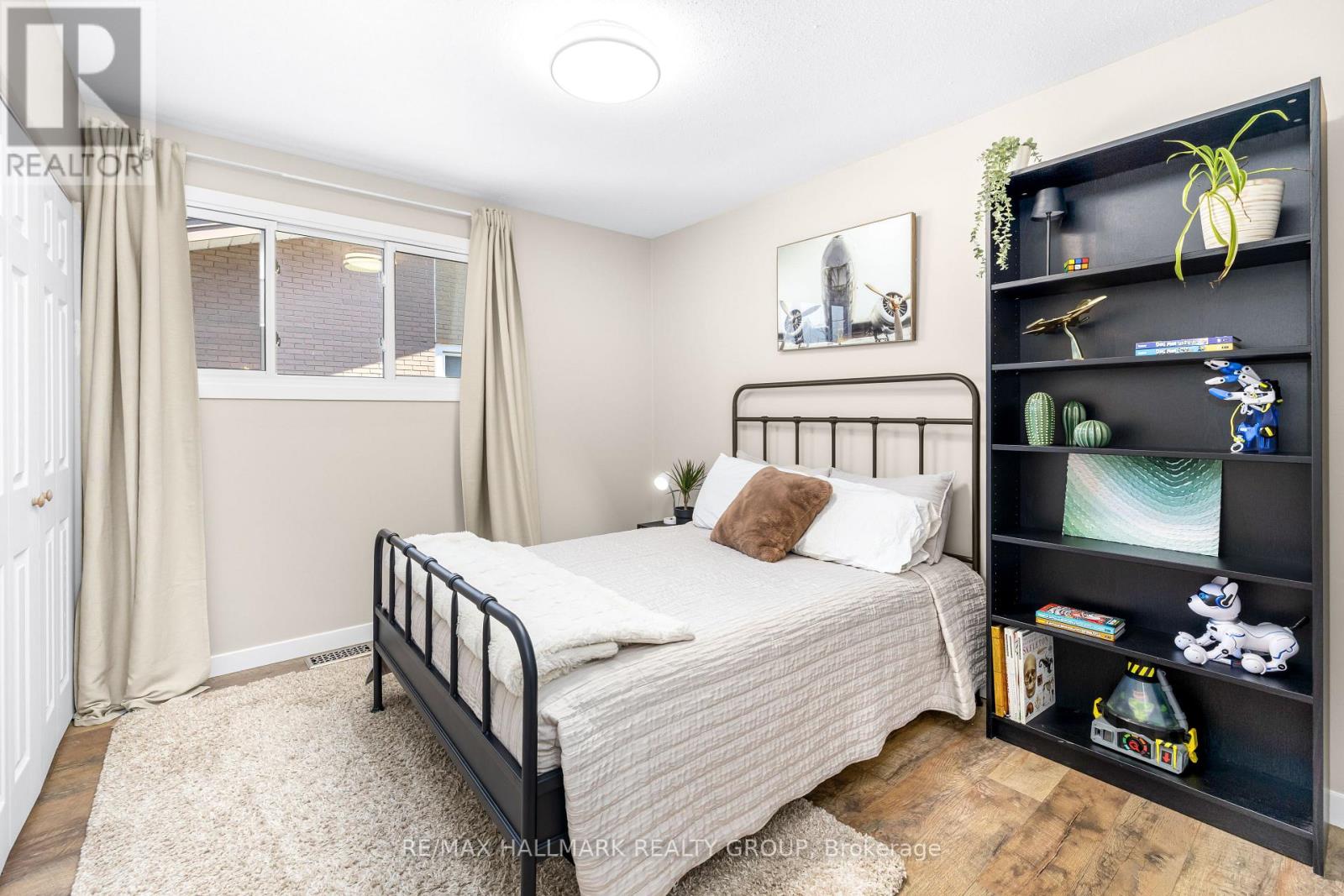 2041 KINGSLEY ROAD - 26