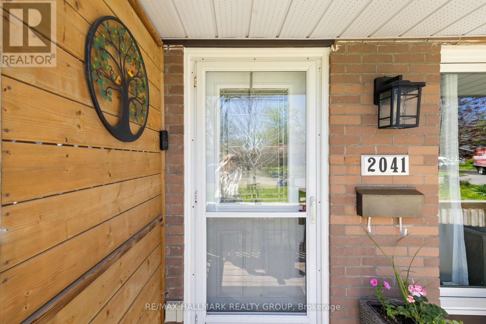 2041 KINGSLEY ROAD - 4