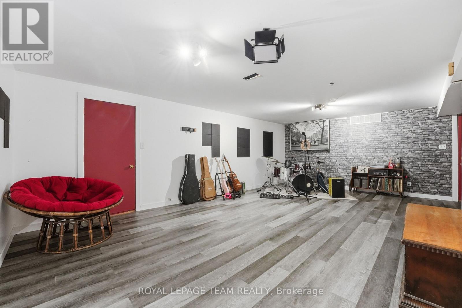 118 RUSHING BROOK DRIVE - 39
