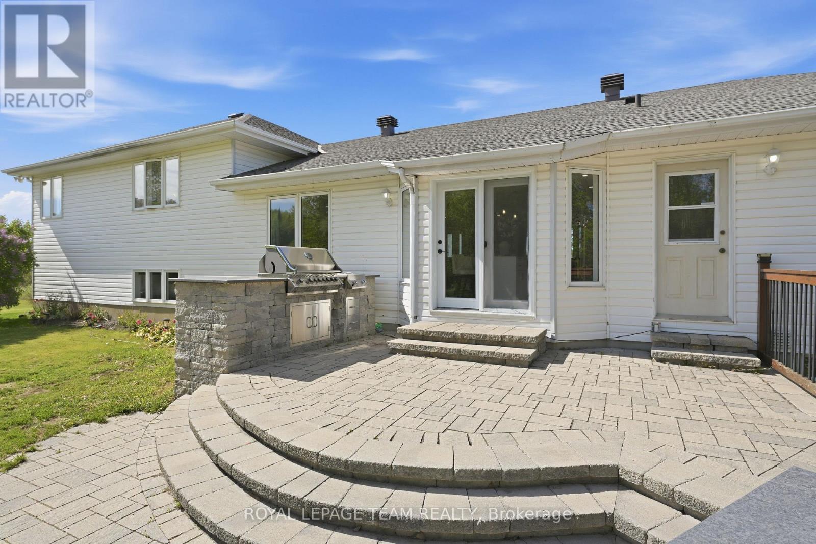 118 RUSHING BROOK DRIVE - 43