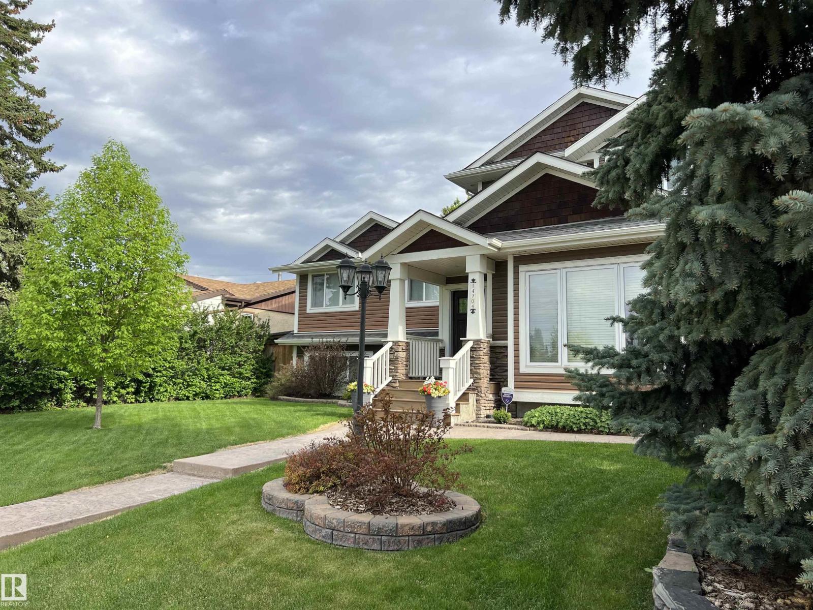 14704 88 AV NW - 56
