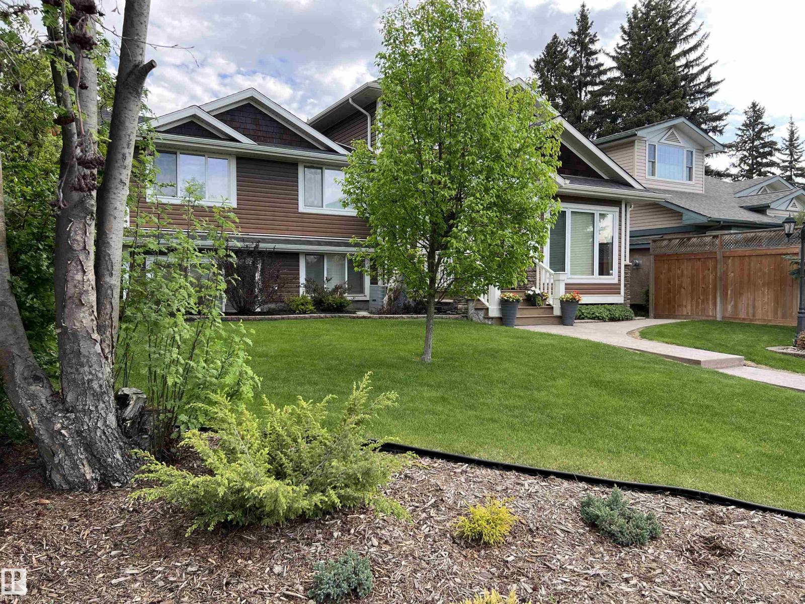 14704 88 AV NW - 57