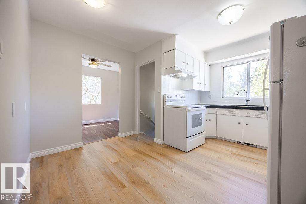 8714 164 ST NW - 11